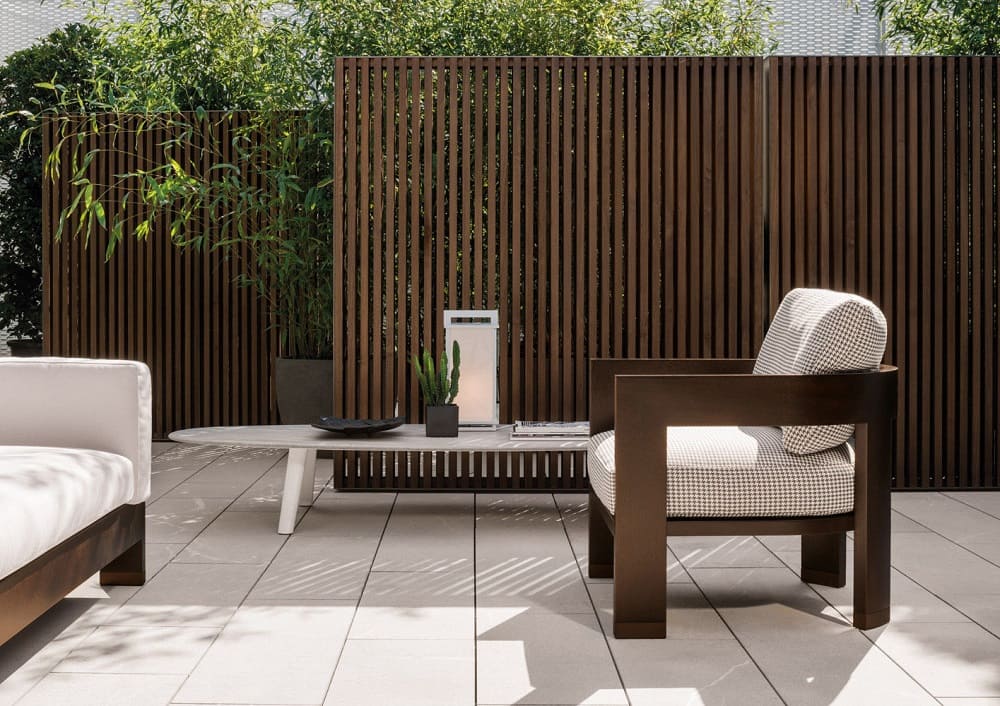 Outdoor armchair Minotti Warhol Dark Brown в интерьере