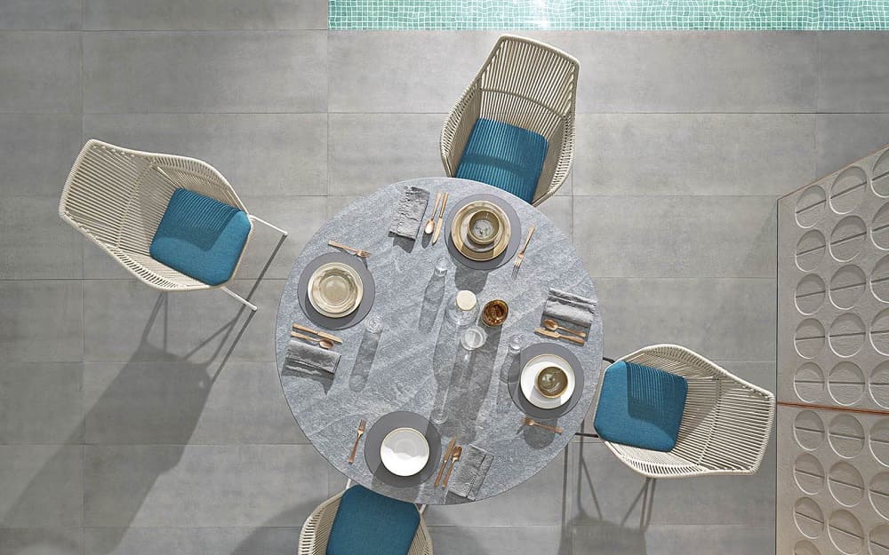 Outdoor table Minotti Van Dyck в интерьере