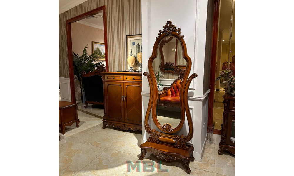 Mirror, natural wood