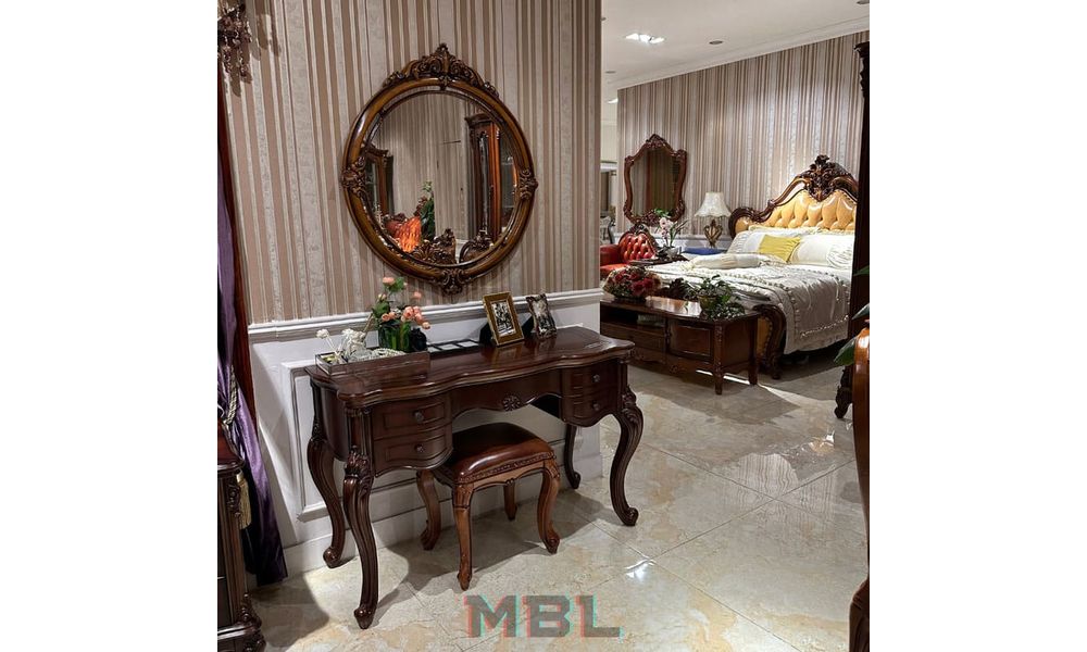Dressing table, natural wood