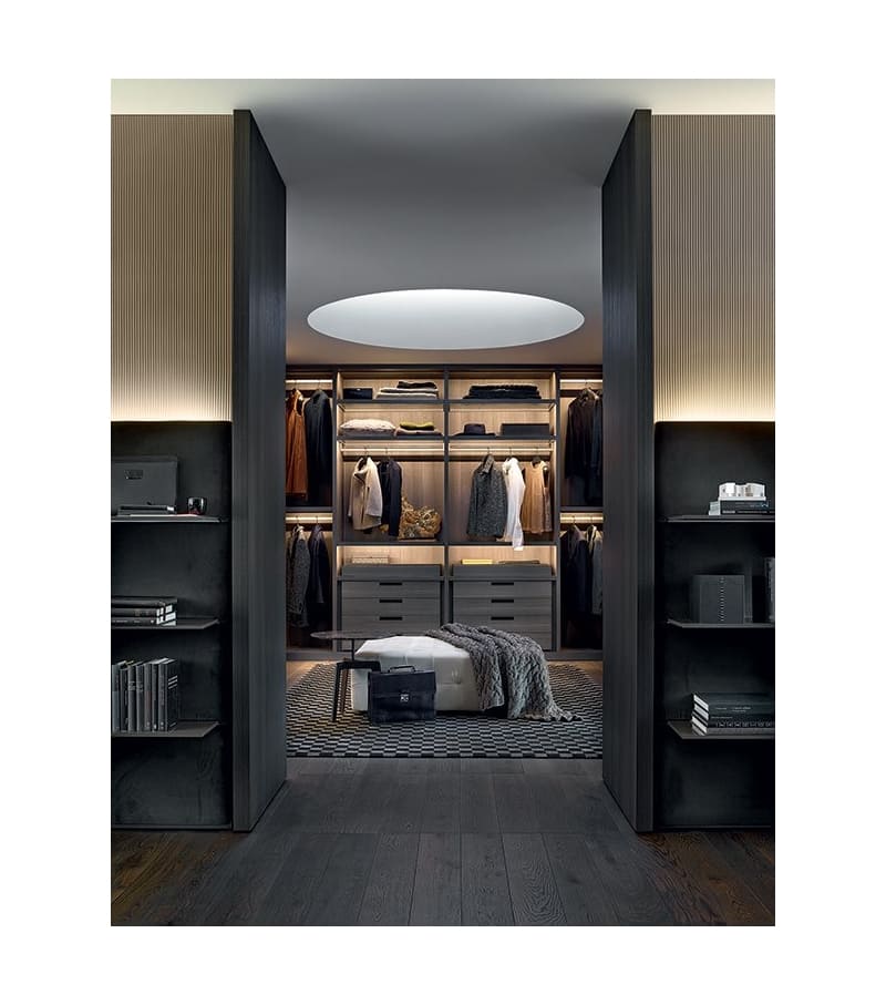 Walk-in closet Poliform Senzafine в интерьере
