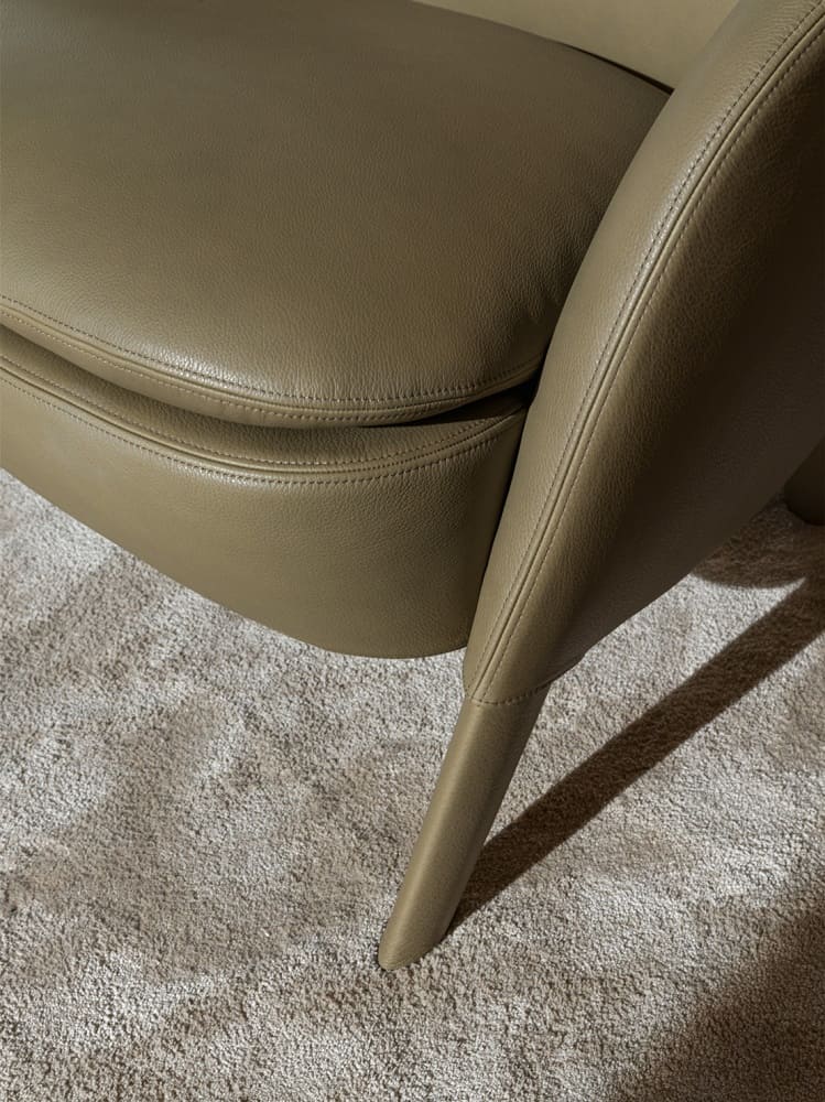 Armchair Molteni Sutton в интерьере