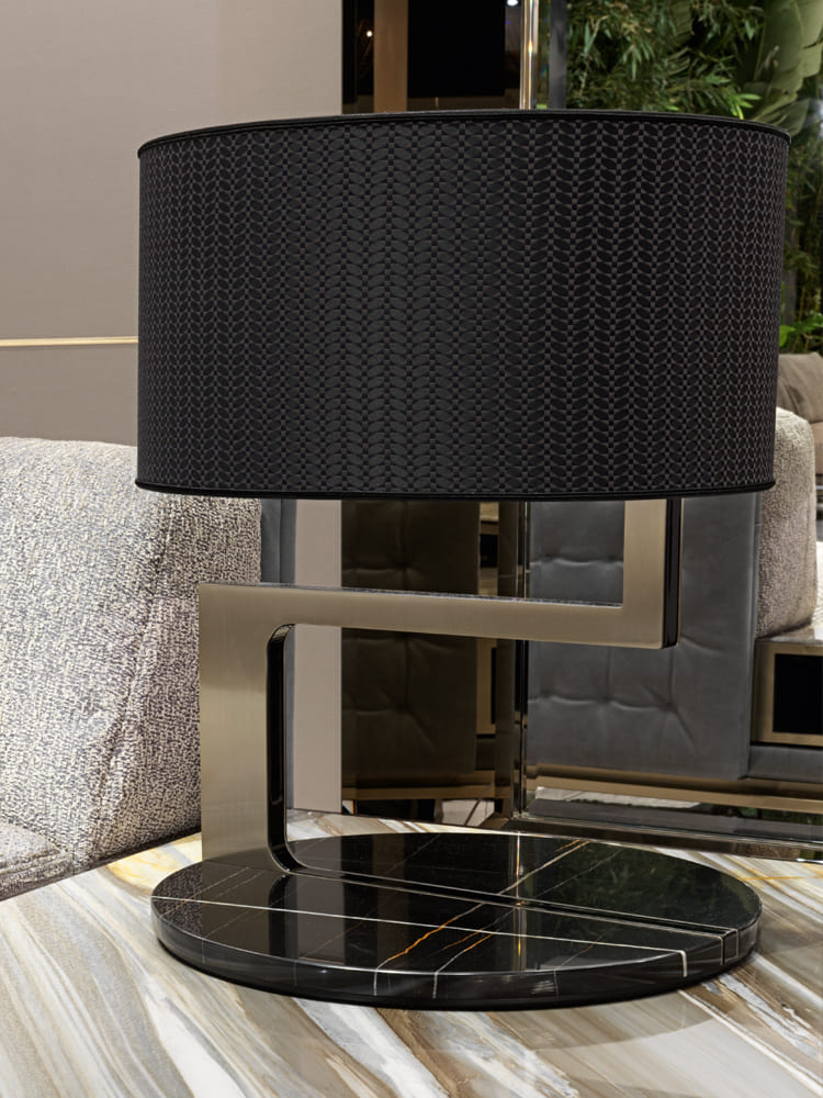 Table lamp Visionnaire Elder в интерьере