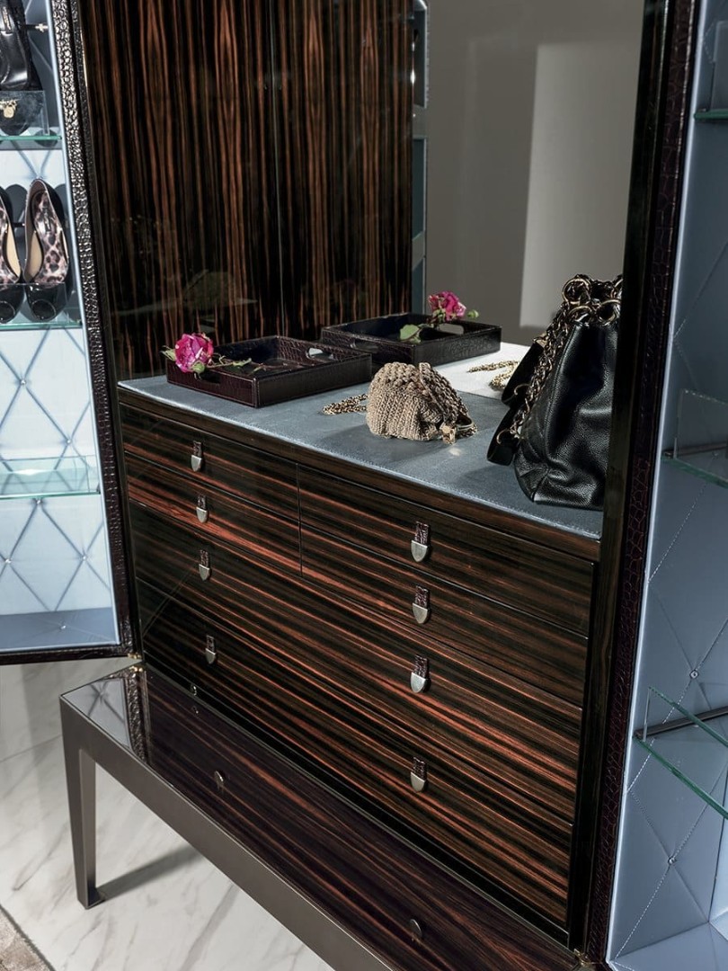Longhi Grandeur Evo wine cabinet в интерьере
