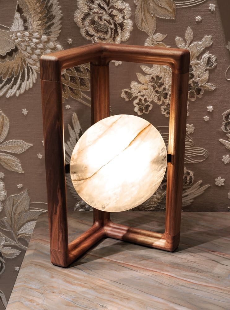 Table lamp Visionnaire Moon-Eye в интерьере