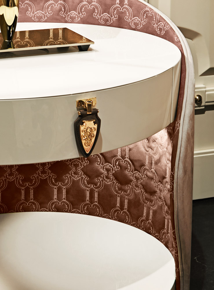 Nightstand Visionnaire Alice в интерьере