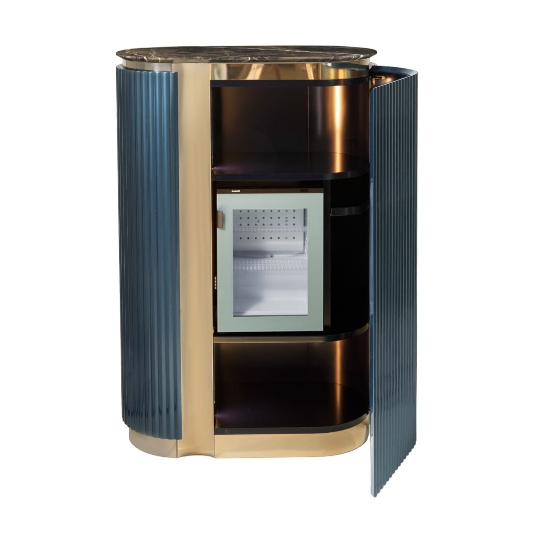 Wine cabinet Visionnaire Leonardo в интерьере