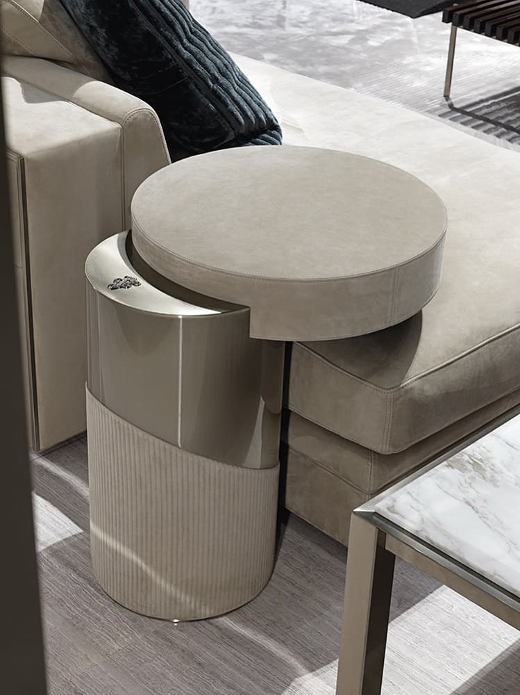 Visionnaire Corner table Stinger в интерьере