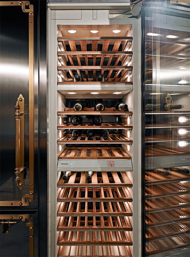 Wine cabinet Visionnaire Victorian в интерьере