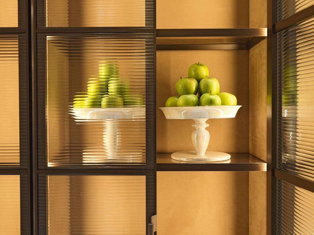 Shelving unit Visionnaire Villa D'Este в интерьере