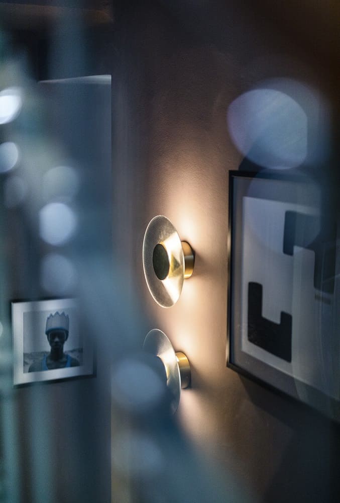 Sconce Baxter Button в интерьере