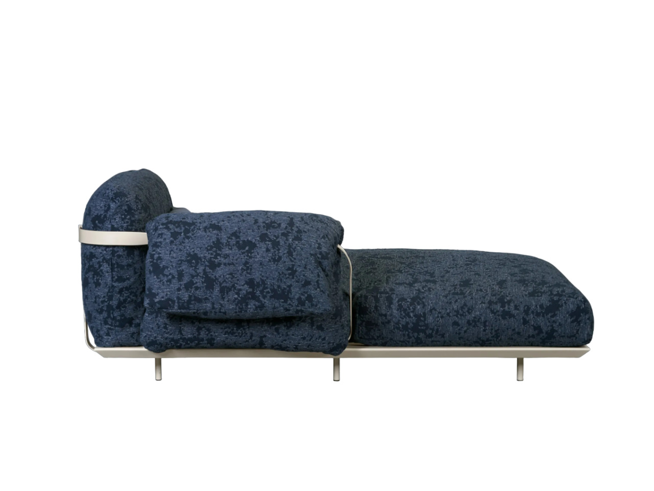 Outdoor daybed Baxter Narciso в интерьере