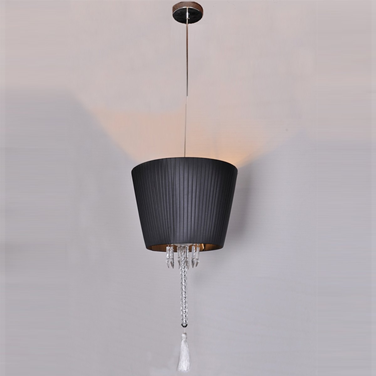 Pendant light Baccarat Torch 2605736 в интерьере