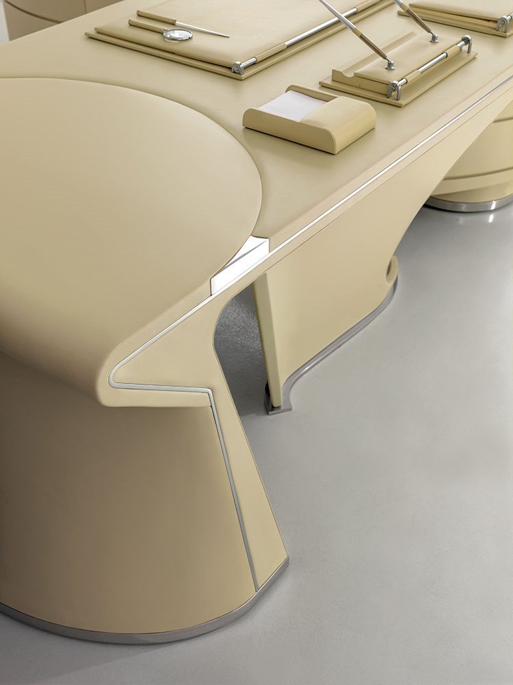 MASCHERONI Prior desk в интерьере