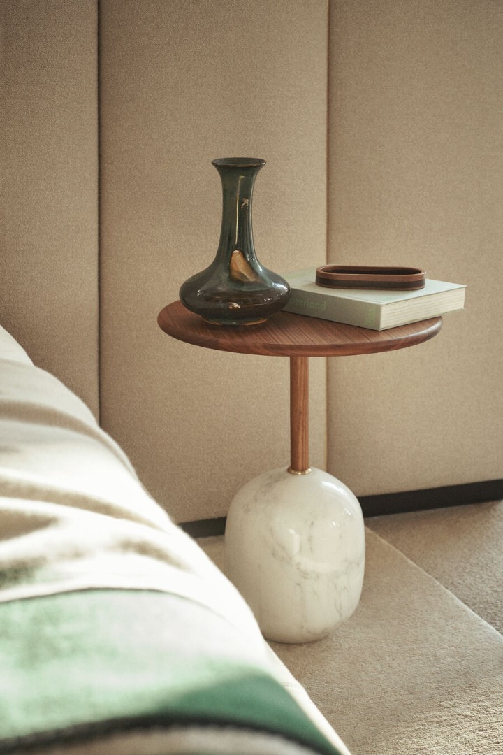 Corner table Fendi Bottini Marble в интерьере