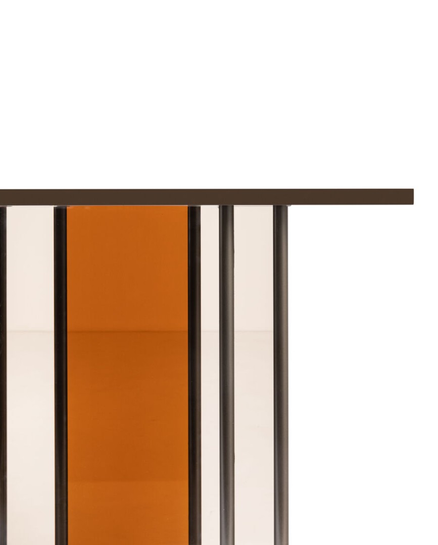 Console Fendi Blurred в интерьере