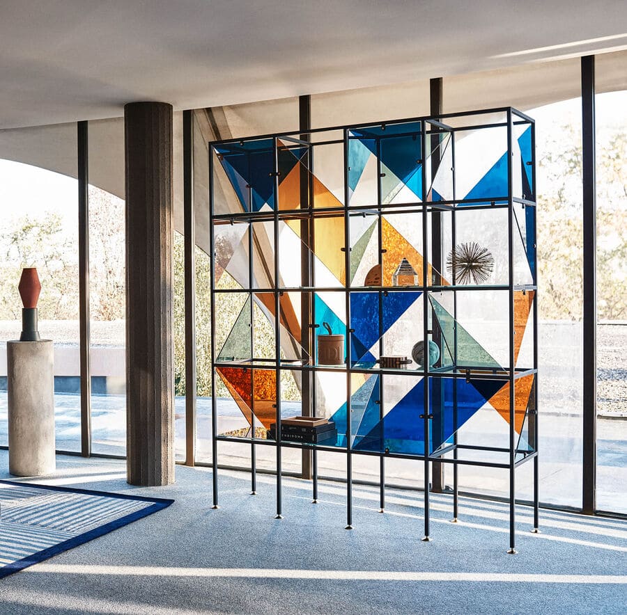 Shelving unit Fendi Matrice в интерьере