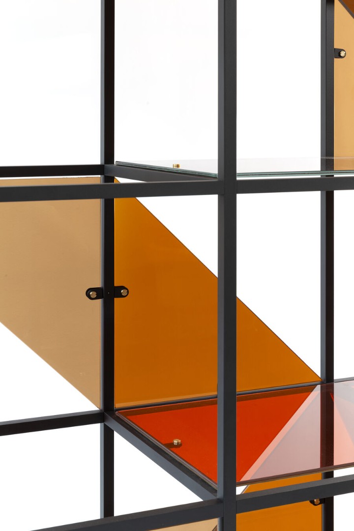 Shelving unit Fendi Matrice в интерьере