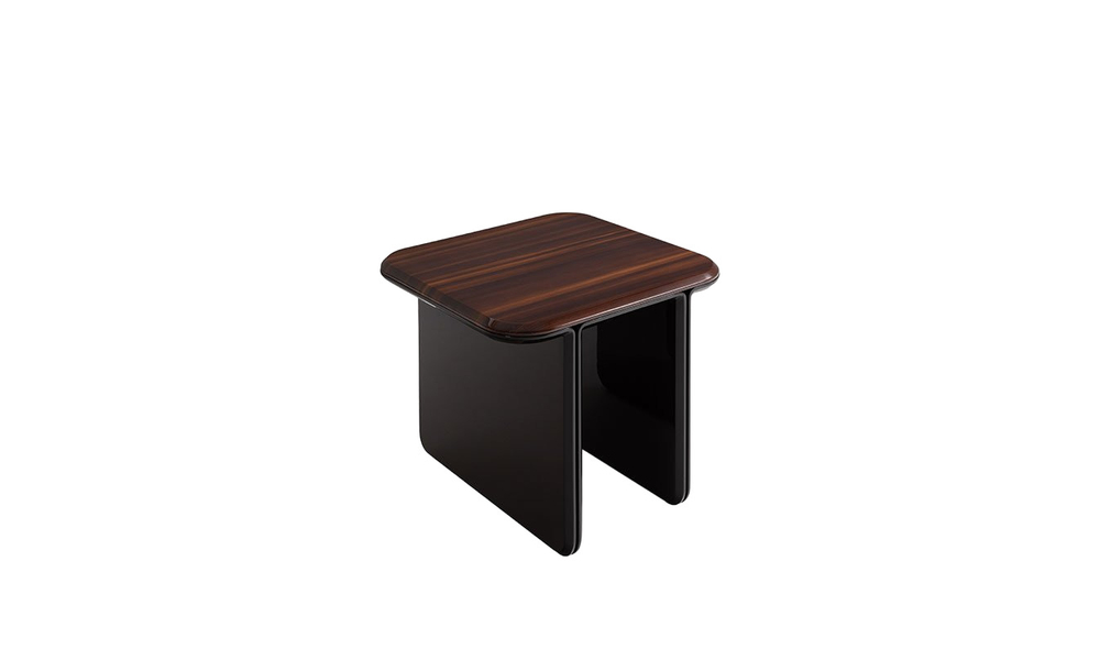 Corner table Bentley Tadley