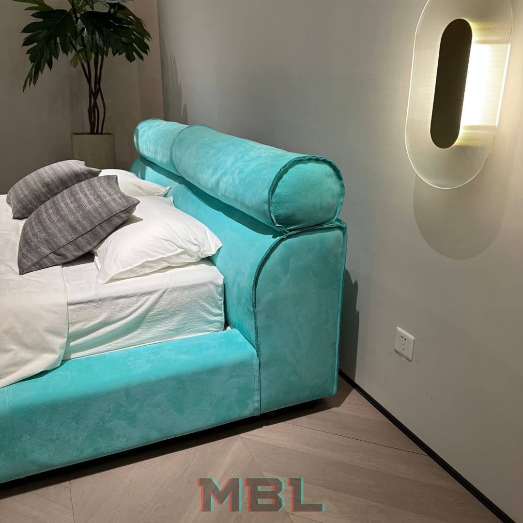 Bed, тиффани в интерьере
