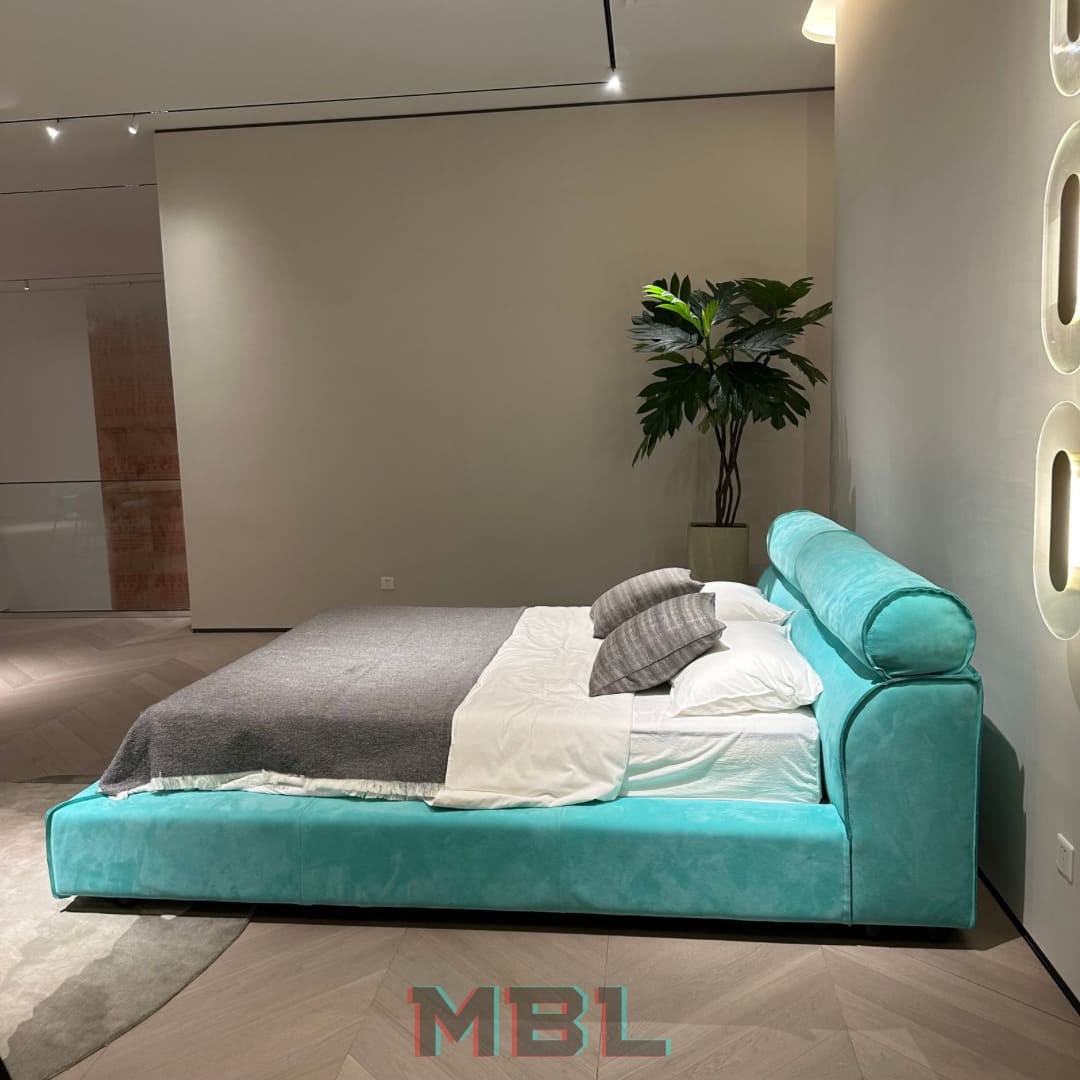 Bed, тиффани в интерьере