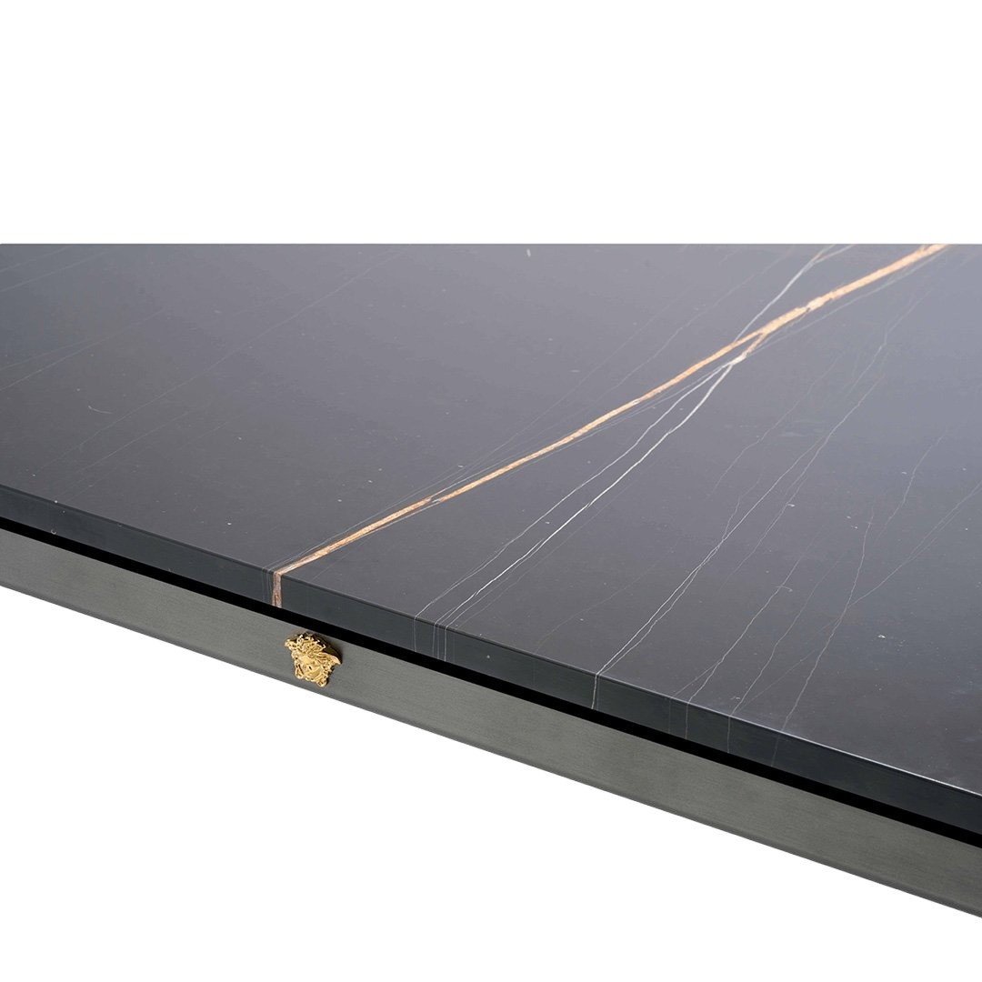 Dining table Versace Stiletto в интерьере