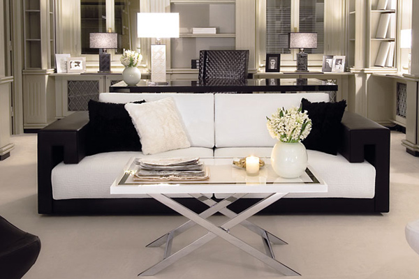 Sofa Versace Logo в интерьере