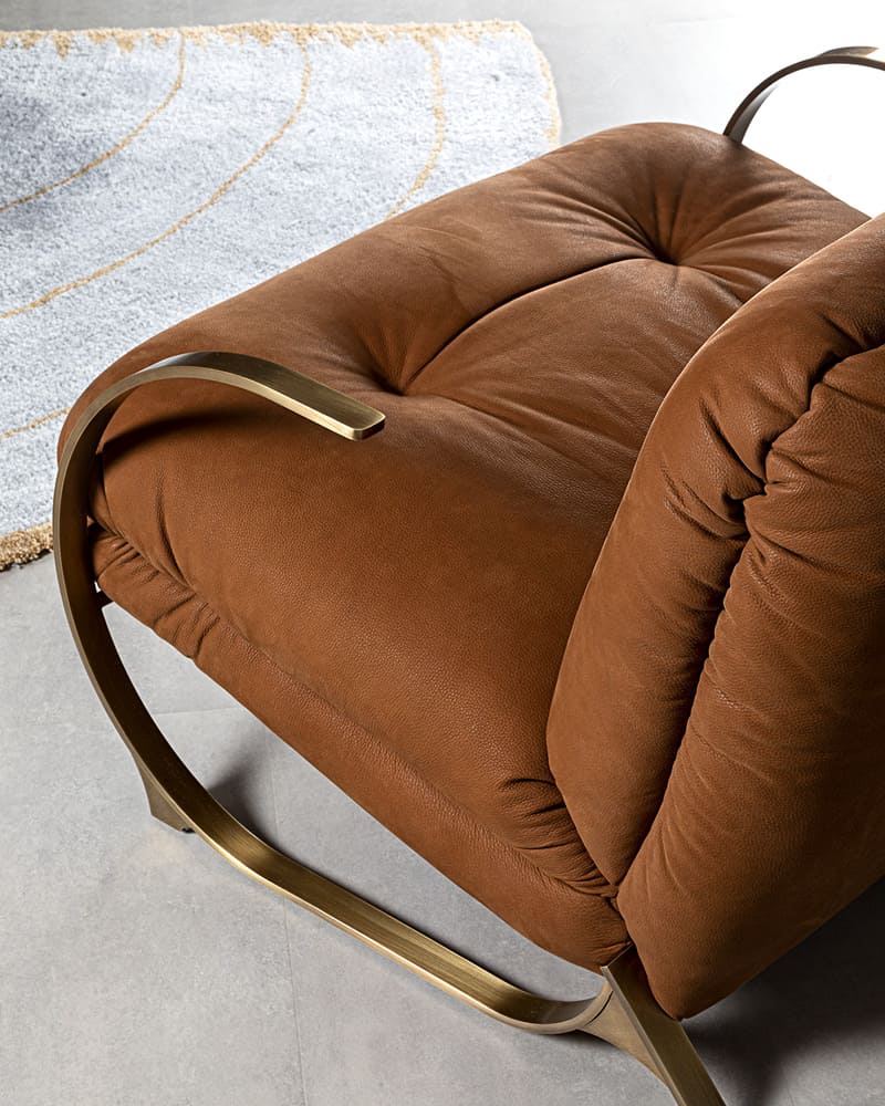 Armchair CORNELIO CAPPELLINI Lulu в интерьере