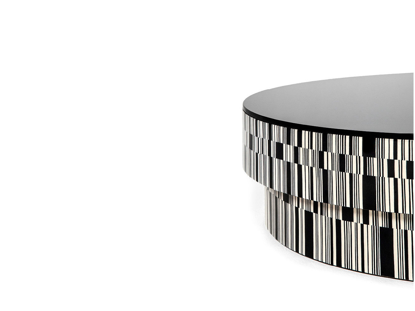 Coffee table CORNELIO CAPPELLINI Enigma 2 в интерьере