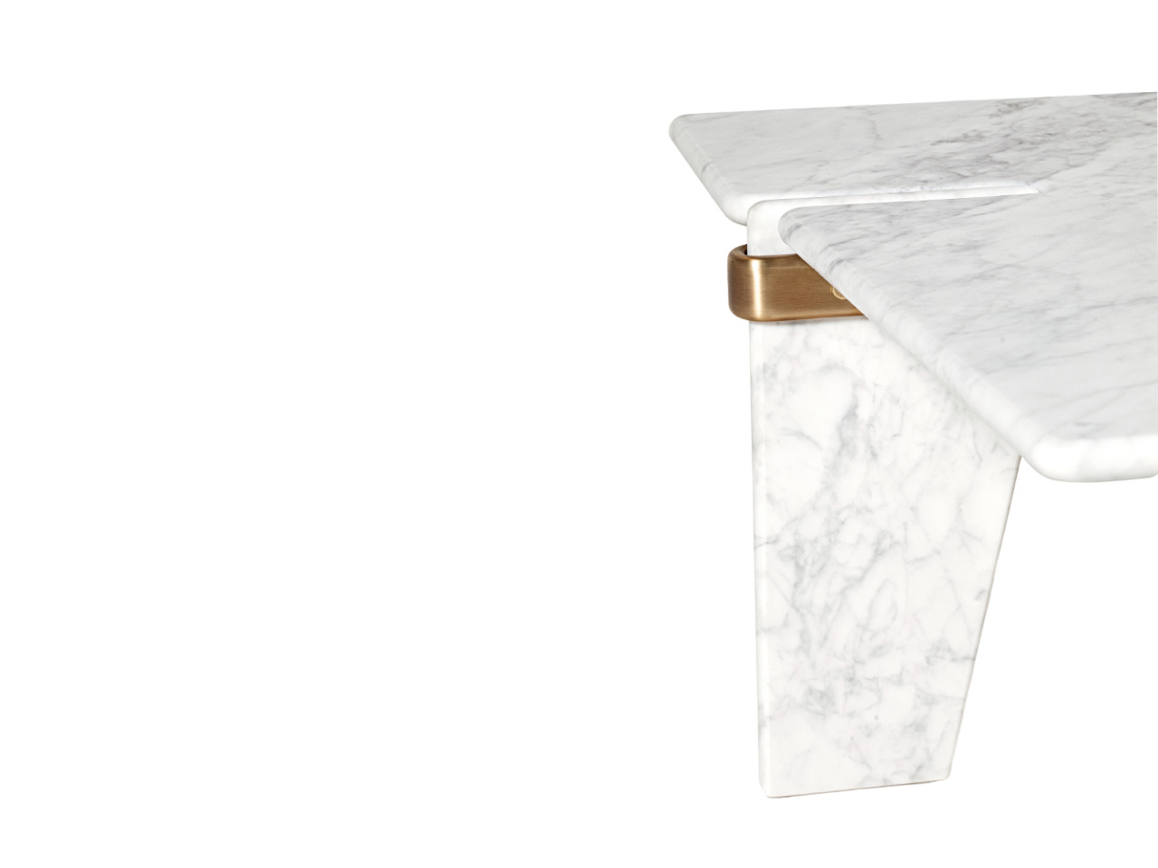 Corner table CORNELIO CAPPELLINI Overlap в интерьере