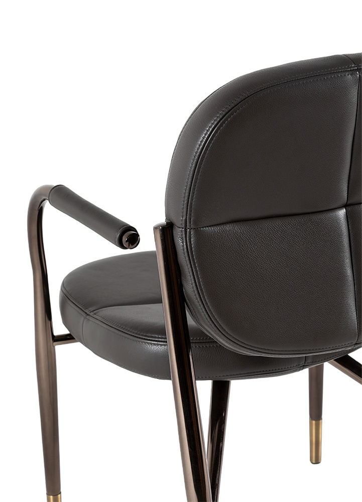 Chair CORNELIO CAPPELLINI Fyra 2 в интерьере