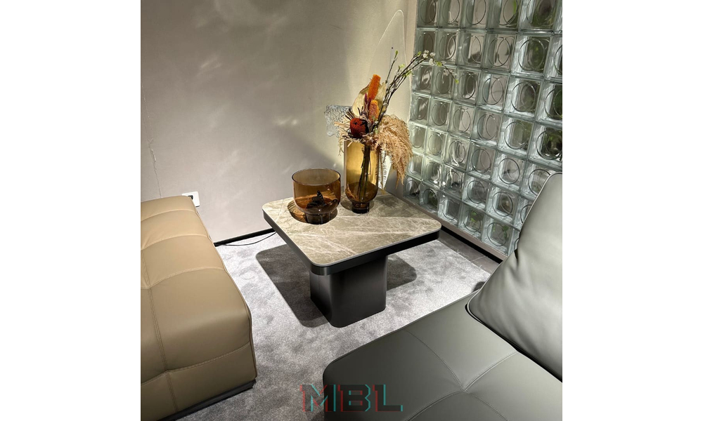 Corner table Minotti, #30646