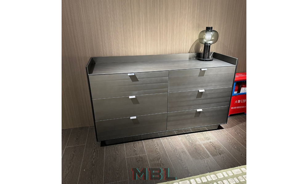 Dresser Minotti, #30803