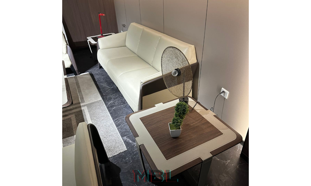 Corner table, #30837