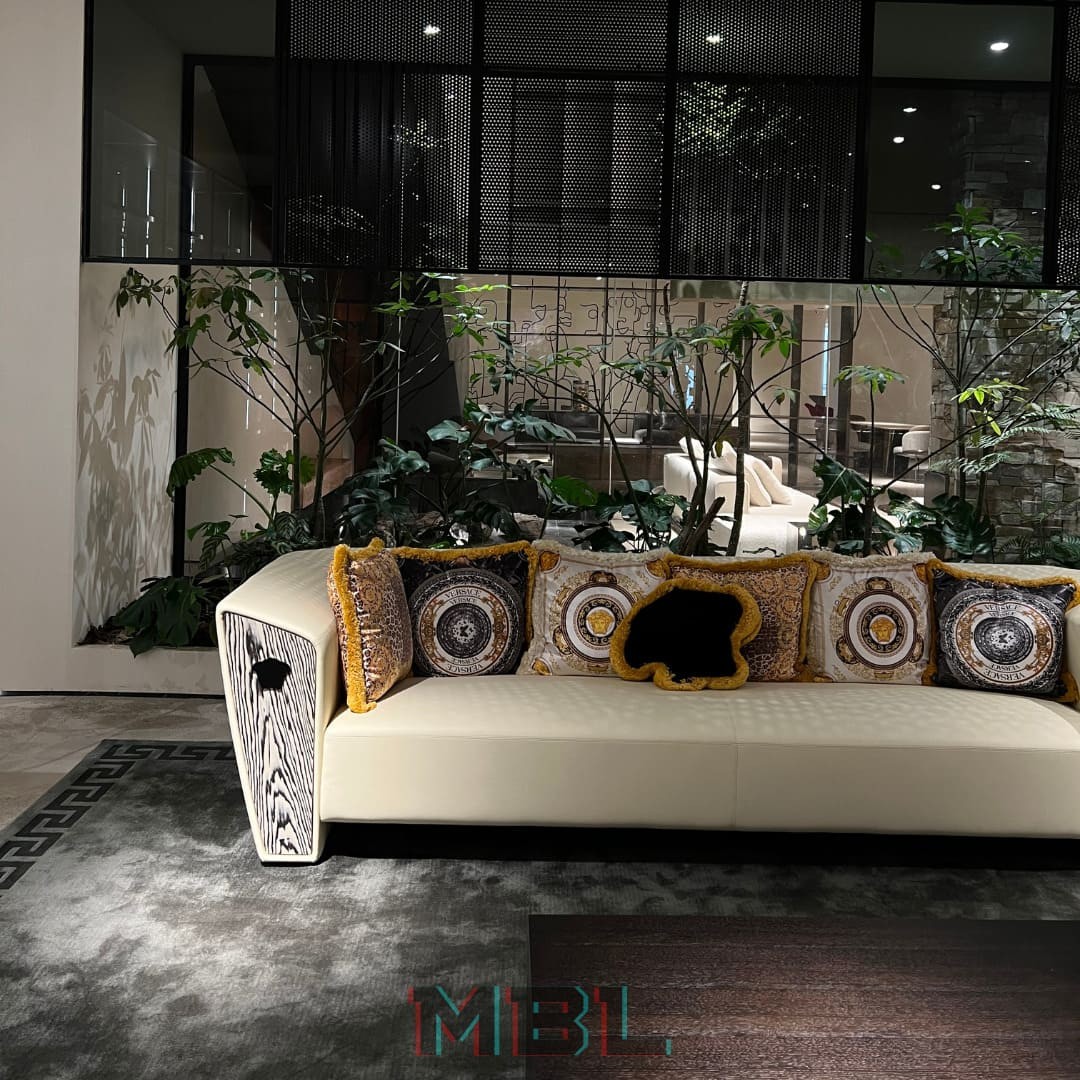 Sofa Versace 3000х960х750 в интерьере