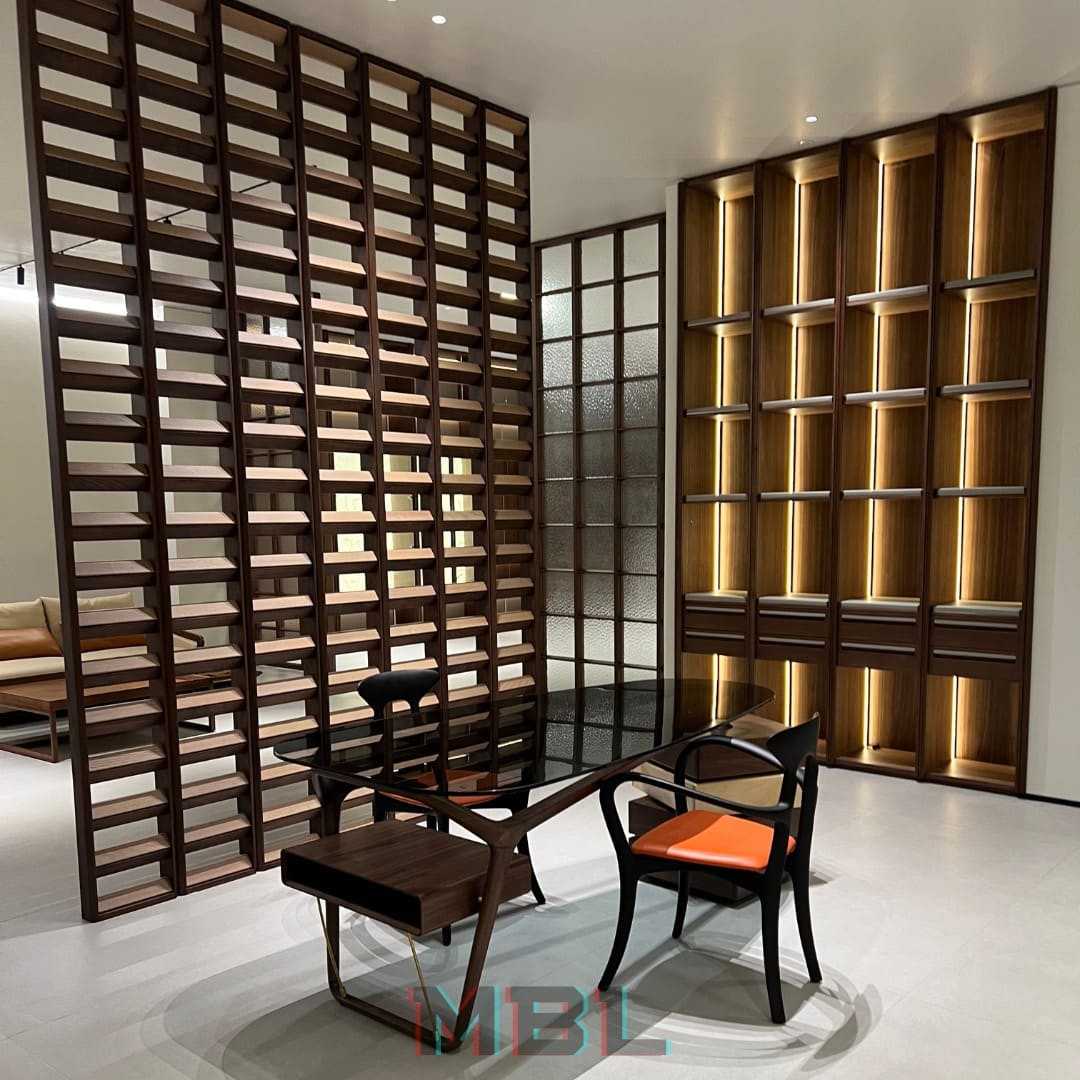 Desk Ceccotti 2030х960х750, natural walnut в интерьере