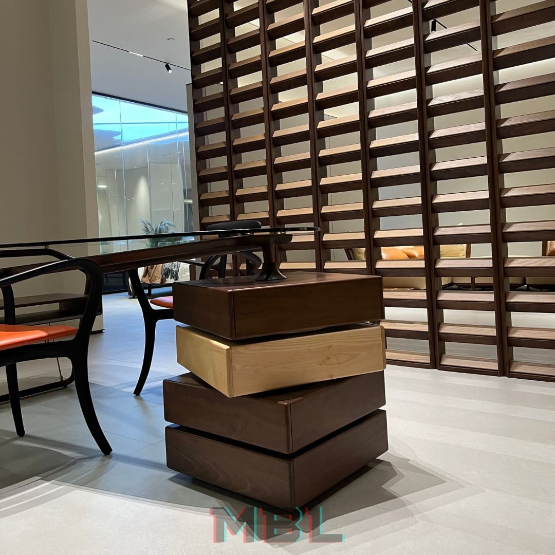 Desk Ceccotti 2030х960х750, natural walnut в интерьере