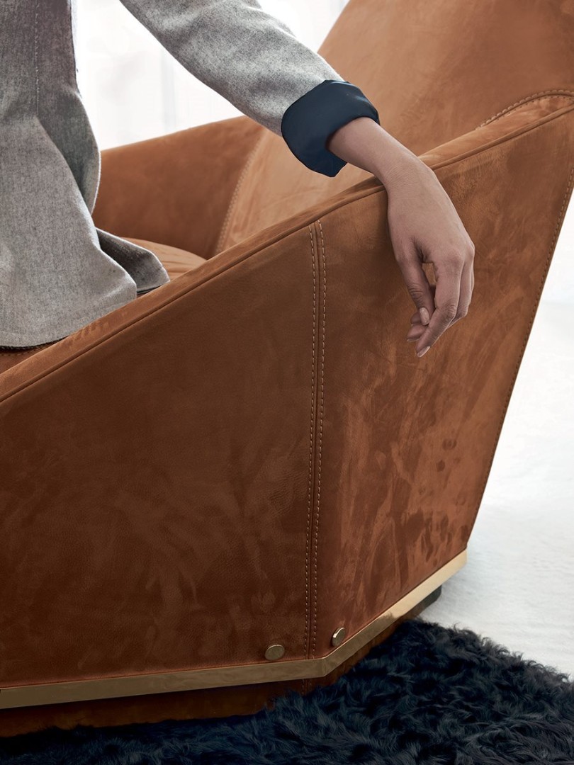 Longhi Aoyama Armchair в интерьере
