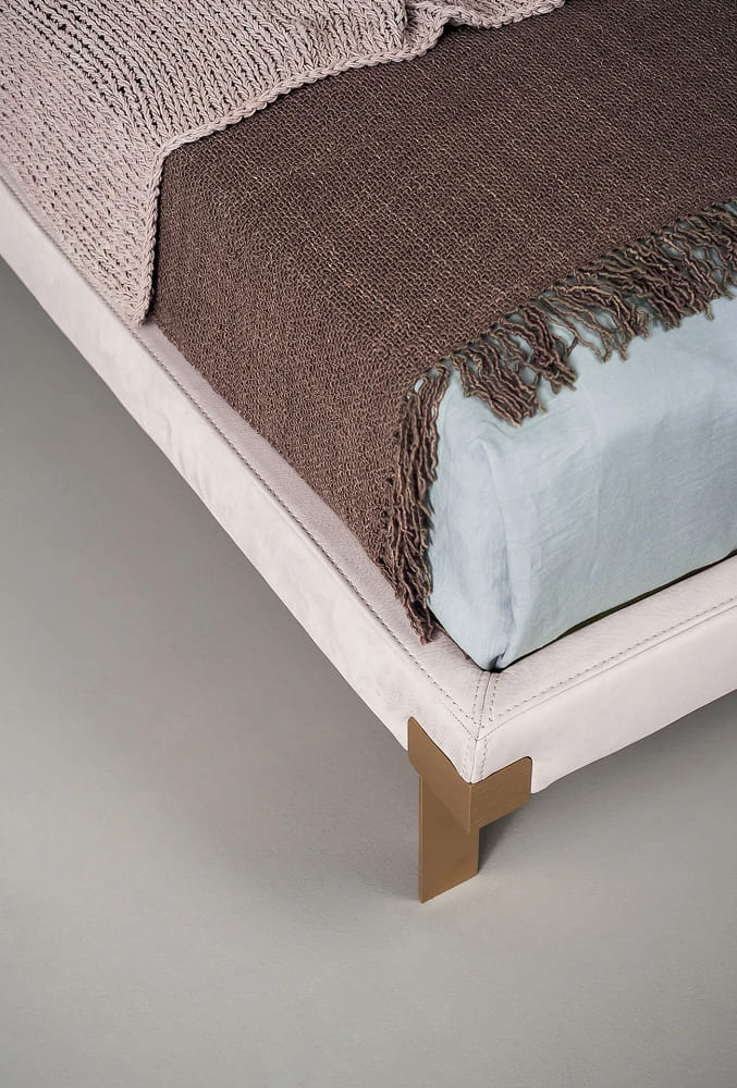 Baxter Viktor Bed в интерьере