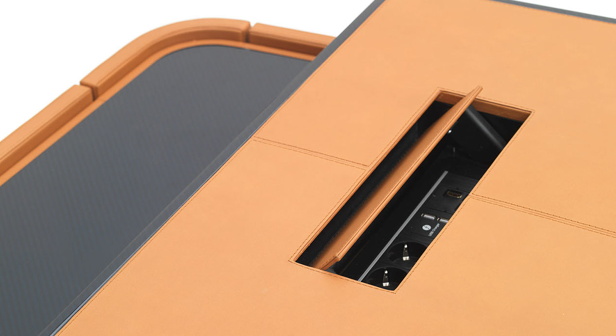 Bugatti Home Ettore Writing Table в интерьере