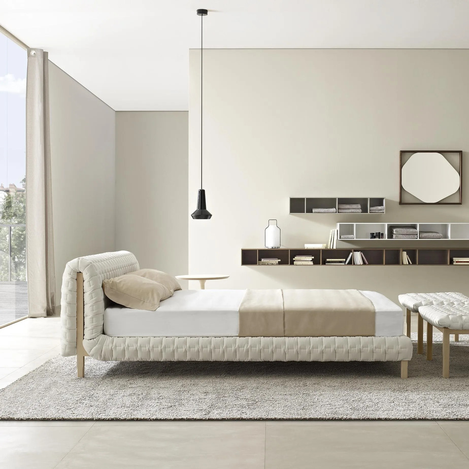 Ligne Roset Ruche Bed в интерьере