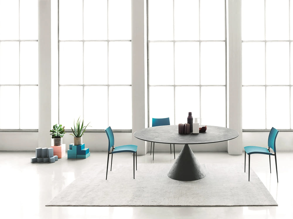 DESALTO Clay Dining Table в интерьере