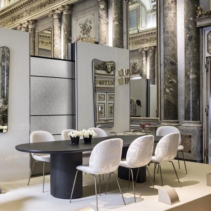 GUBI Moon Dining Table в интерьере