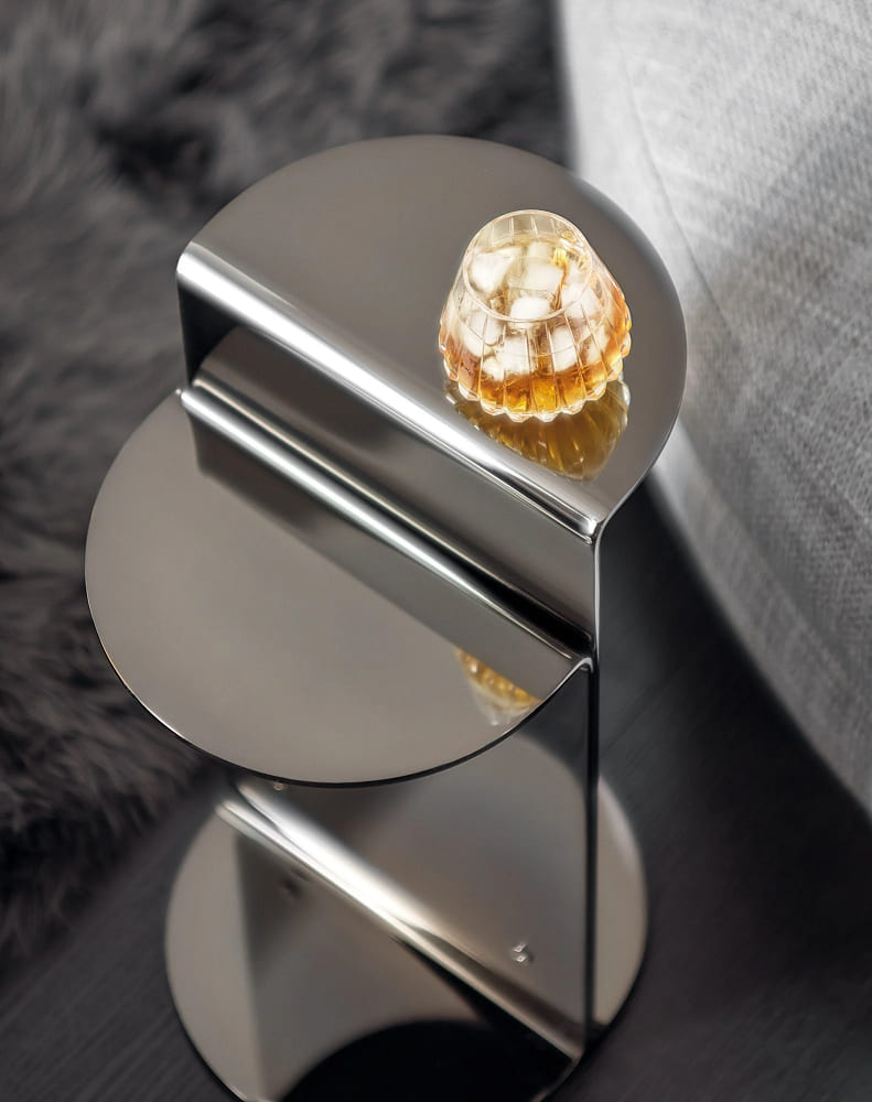 Minotti Flirt Corner Table в интерьере