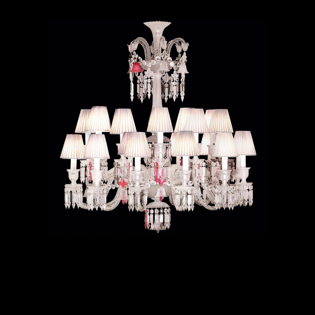 Baccarat Zenith Flou Chandelier в интерьере