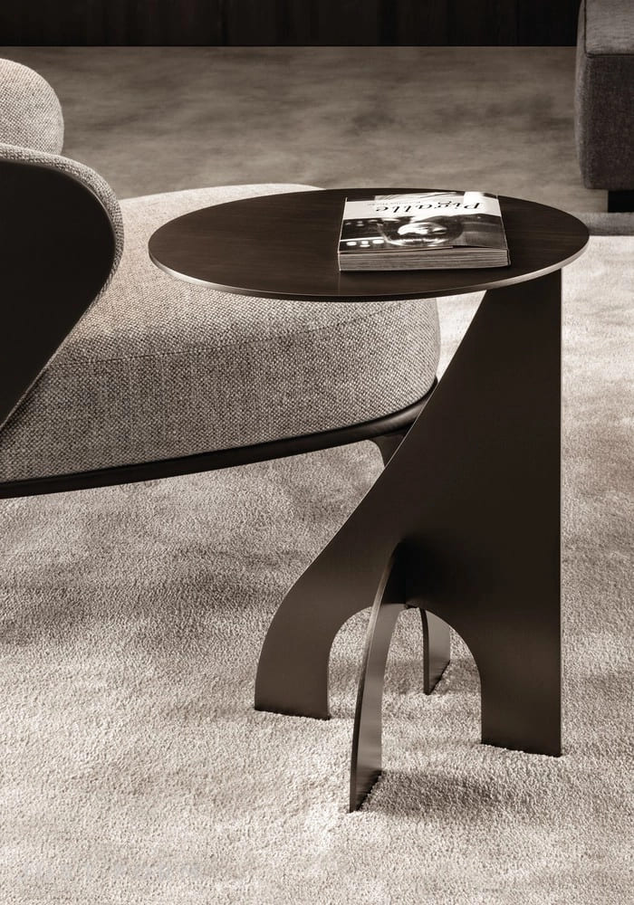 Corner table Minotti Haring в интерьере