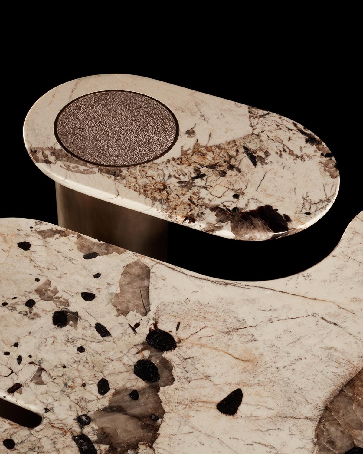 Apparatus Interlude coffee table в интерьере