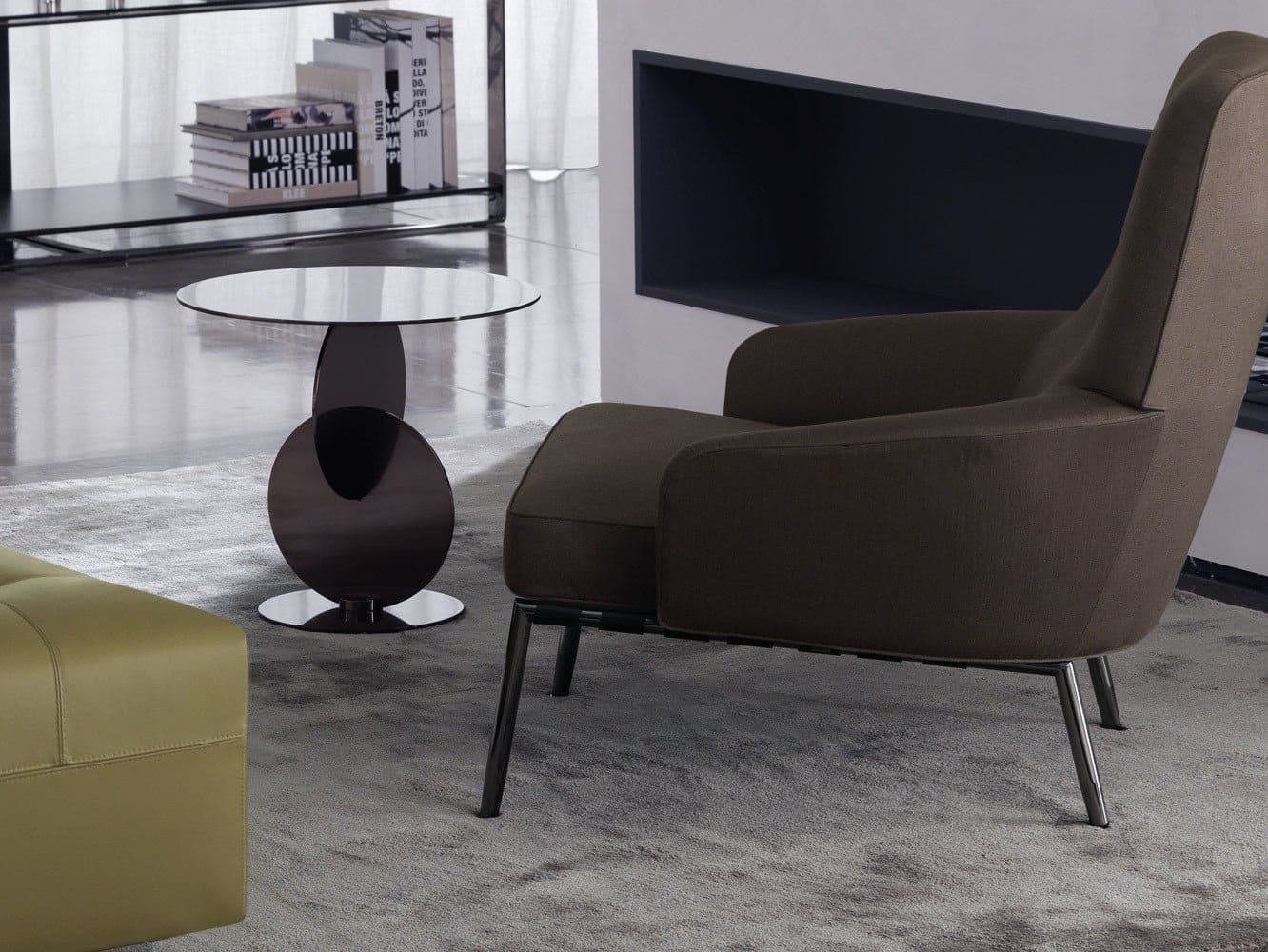 Corner table Minotti Divo в интерьере