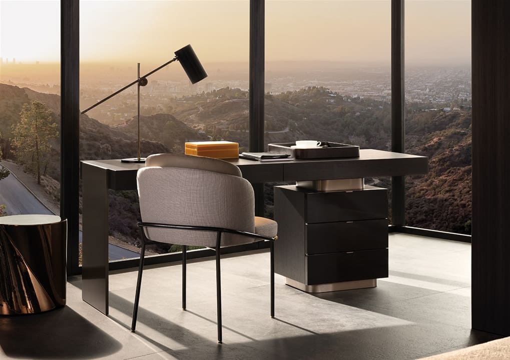 Minotti Carson desk в интерьере