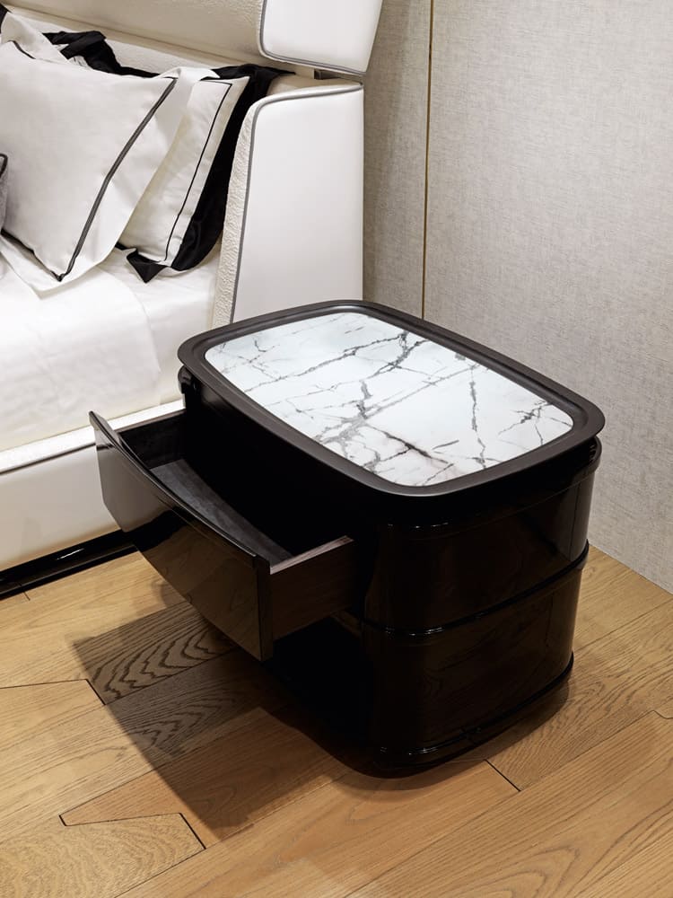 Visionnaire Nomos bedside cabinet в интерьере